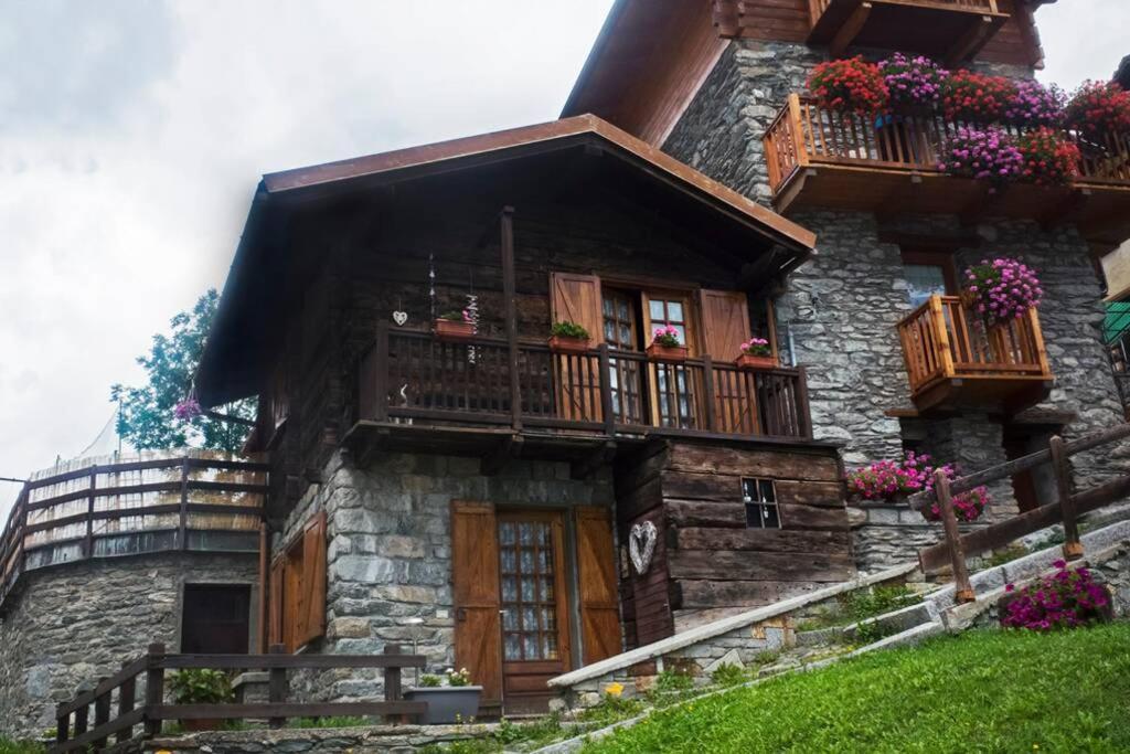 Chalet Indipendente In Centro A Вальтурнанш Экстерьер фото