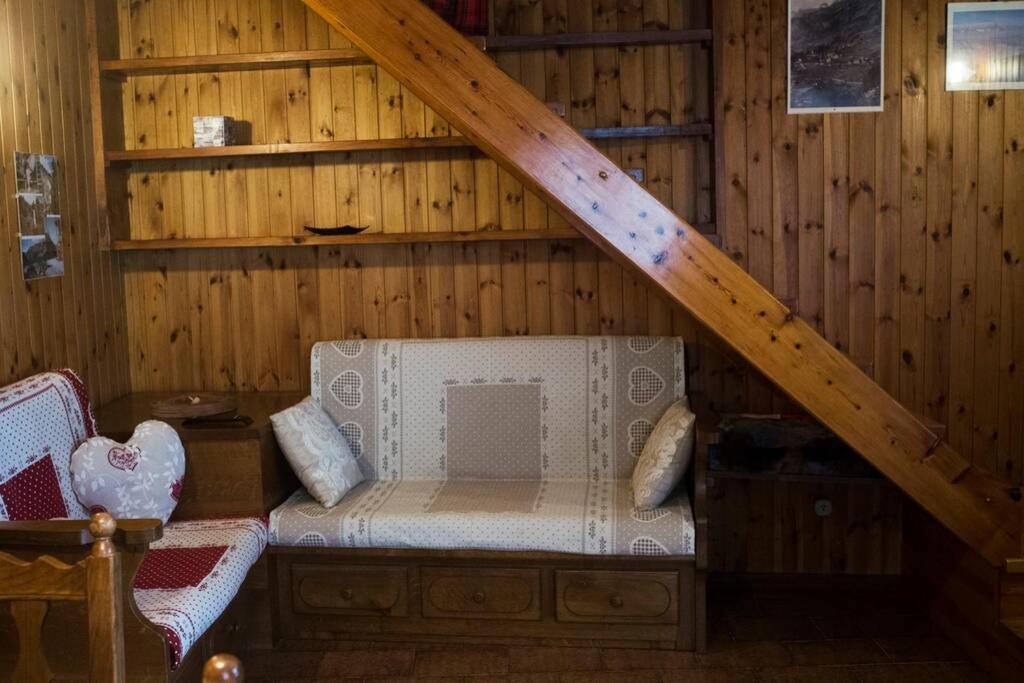 Chalet Indipendente In Centro A Вальтурнанш Экстерьер фото